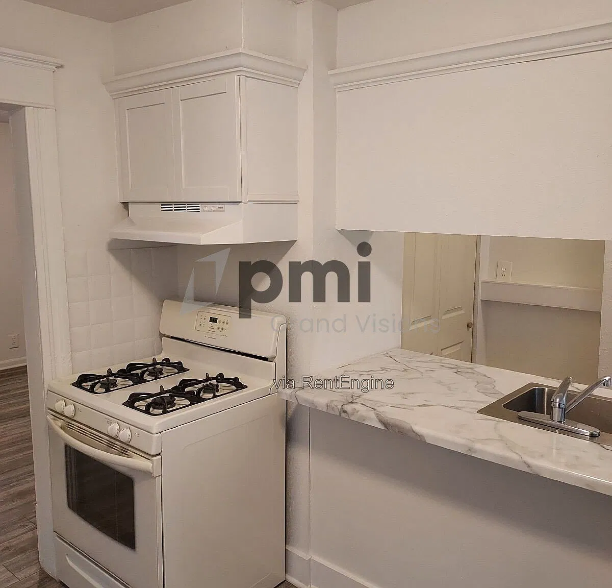 2 bed, 1.0 bath, 768 sqft, $986 — Photo 4