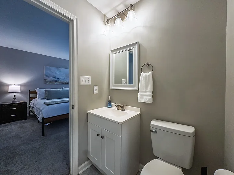 7205 John Elizabeth Pl — Photo 15