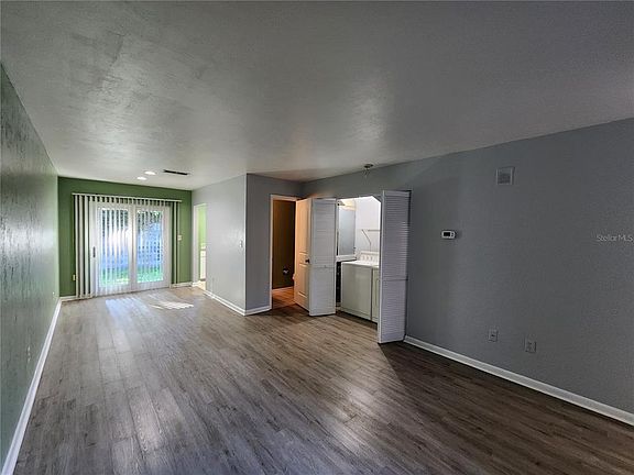 5th image of 702 SW 70th Ter APT A