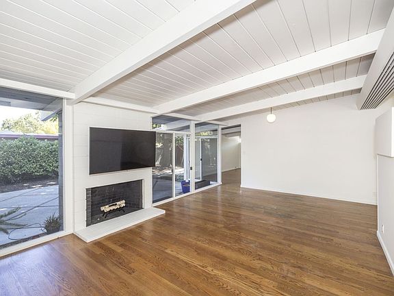4th image of 231 Parkside Dr