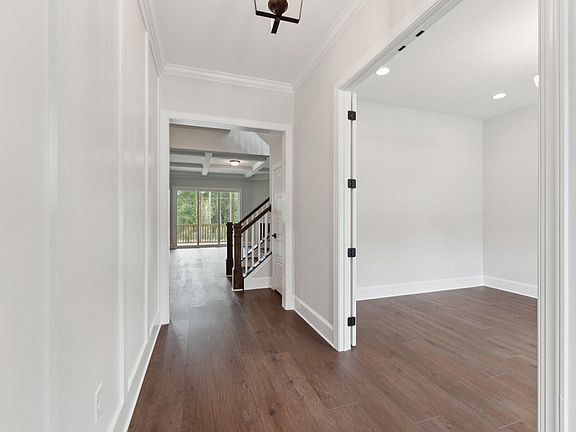 2nd image of 269 Ivy Ridge Rd