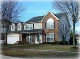 801 Glenmore Ct, Naperville, IL 60540