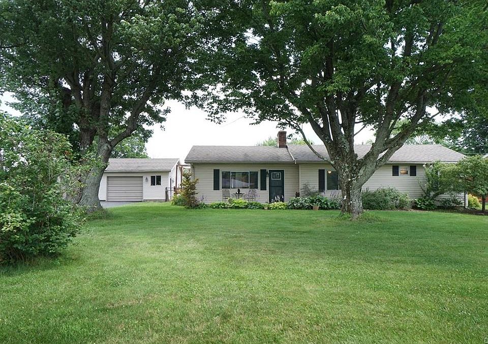 1st image of 7628 Carter Dr