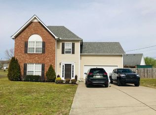 213 Floyd Mayfield Dr, La Vergne, TN 37086