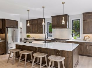 2631 Orchard Ln, Excelsior, MN 55331