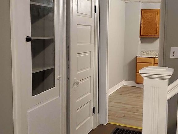 4th image of 24-26 Gebhart St #24
