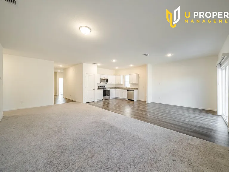 808 Juniper St — Photo 6