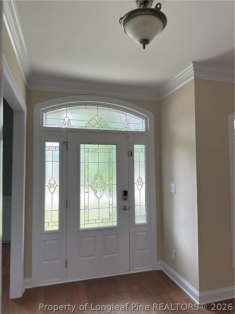 4 bed, 3.0 bath, 2940 sqft, $2,550 — Photo 2
