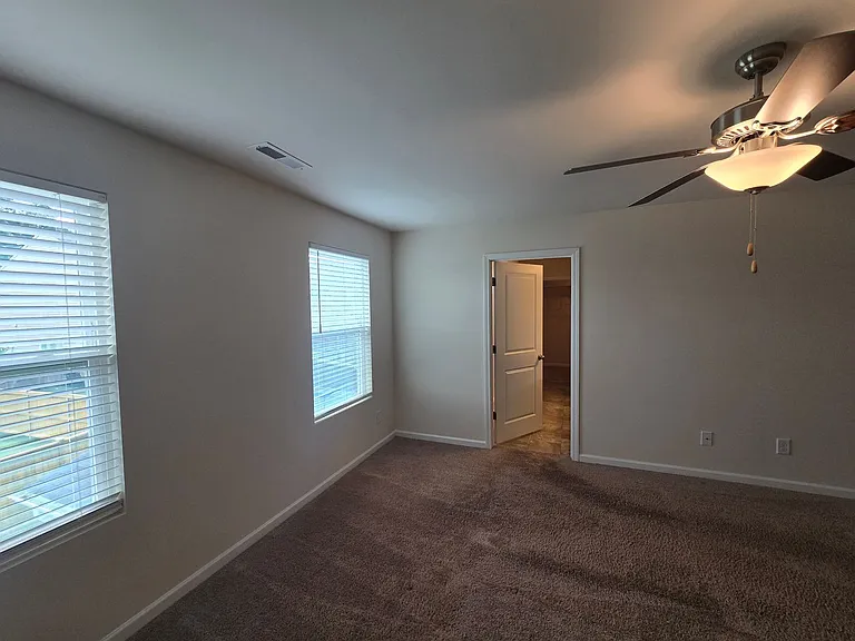76 Saddle Oaks Ln — Photo 12