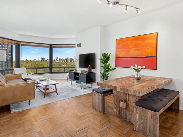 301 West 57th Street image 1 of 10