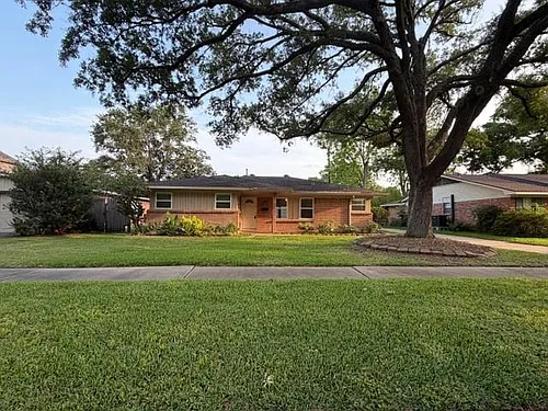 5339 Carew St Photo 1