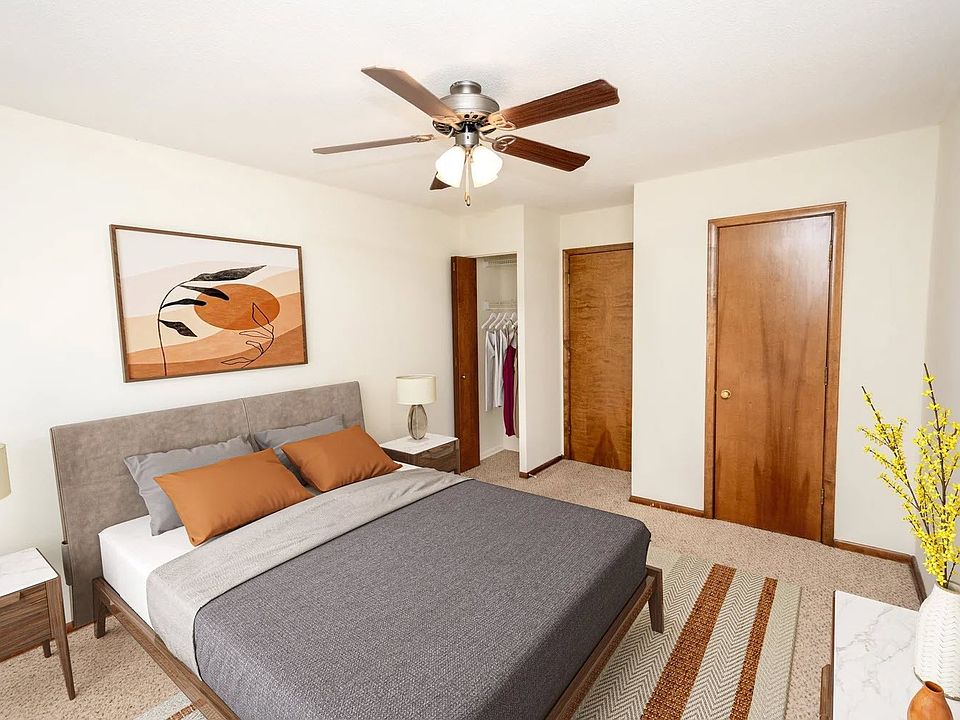 Welcome to Central Lakes of Uptown, where modern elegance meets comfort. Enjoy spacious interiors, stylish amenities, and a serene atmosphere perfect for relaxation. Don't miss your chance to make this vibrant community your new homeschedule a tour today!