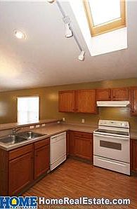3rd image of 1030 W Washington Ln