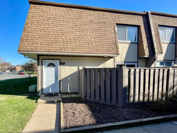3808 Joshua Pl #44B, Alexandria, VA 22309