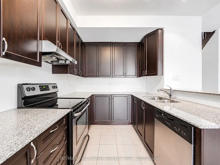 235 S Unionville Ave — Photo 12