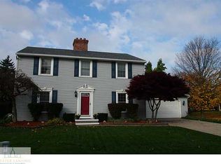 8 Laura Ln, Dewitt, MI 48820