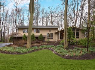 34565 Lakeview Dr, Solon, OH