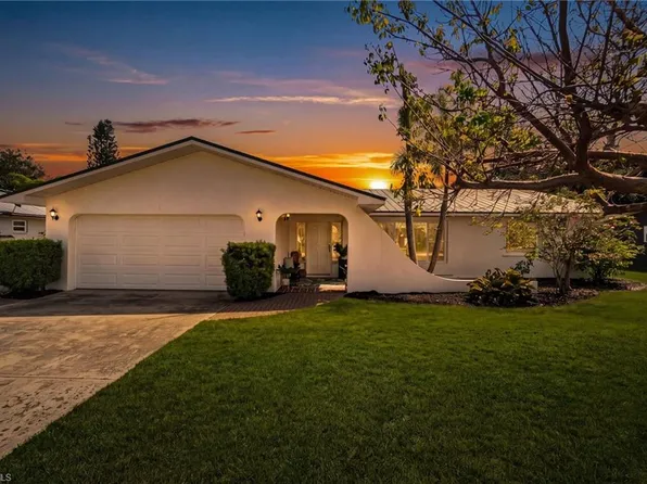 4937 Royal Palm DR, ESTERO, FL 33928