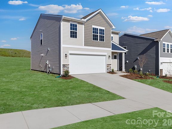 3rd image of 702 Espresso Dr