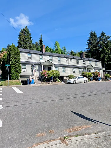 807 NE 6th Ave Photo 1