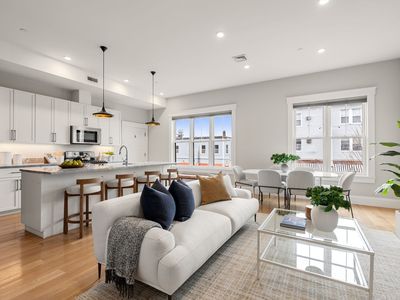 593 Somerville Ave #1, Somerville, MA, 02143