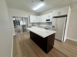 5630 NW 114th Path APT 106, Doral, FL 33178