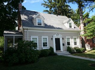 9 Grayfield Ave, Boston, MA 02132