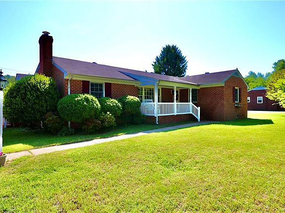 3rd image of 9322 Howard Dr