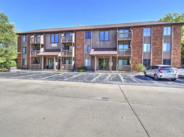 464 Woodside Trl #A-4, Decatur, IL 62521