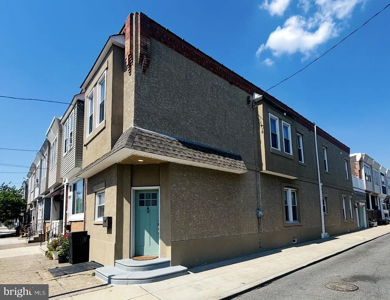 3 bed, 2.5 bath, 1862 sqft, $2,900 — Photo 3