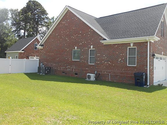 4th image of 85 Brownstone Dr