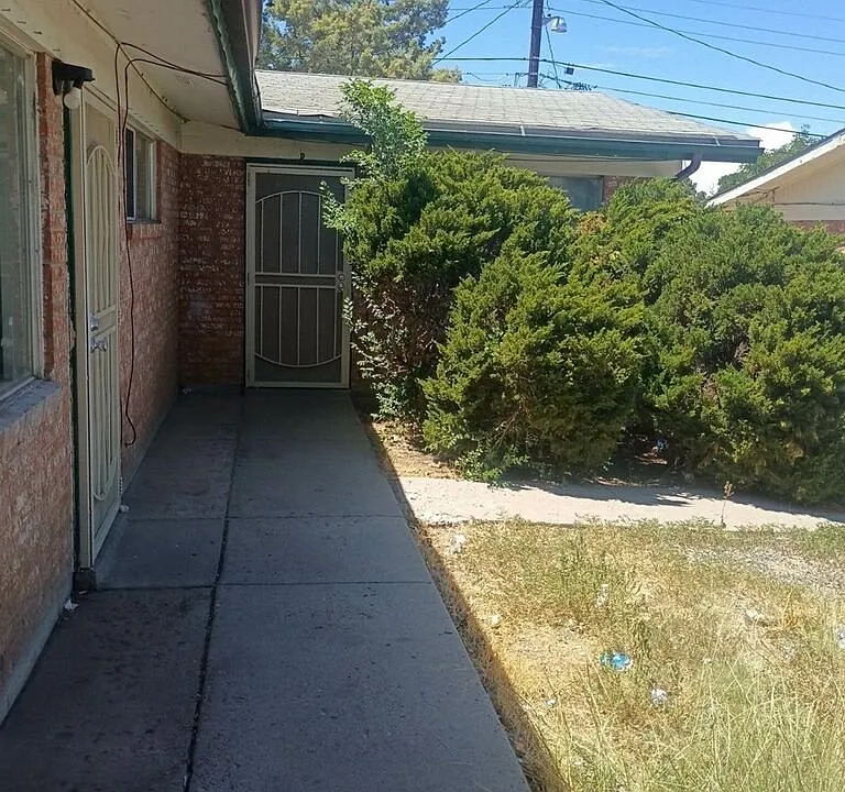 529 Indiana St SE #D