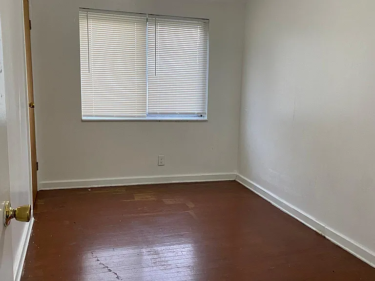 11443 Cadillac Ave — Photo 14
