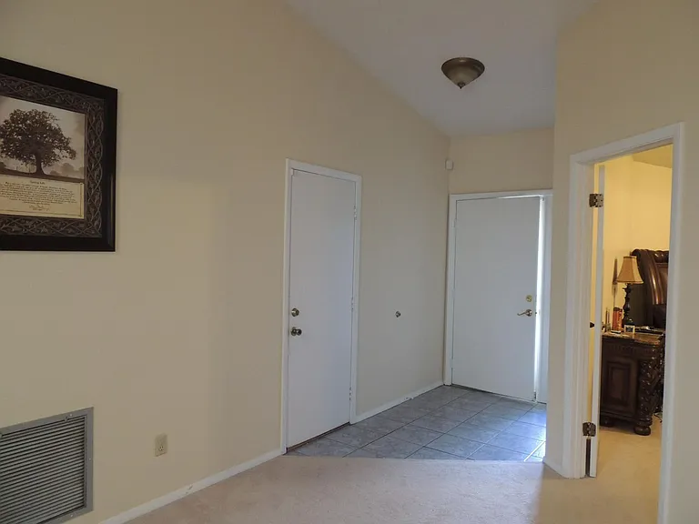 8055 Creedmoor Dr — Photo 2