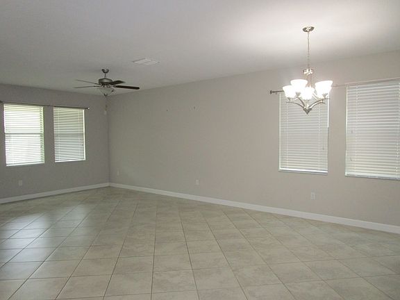 5th image of 13906 Snowy Plover Ln
