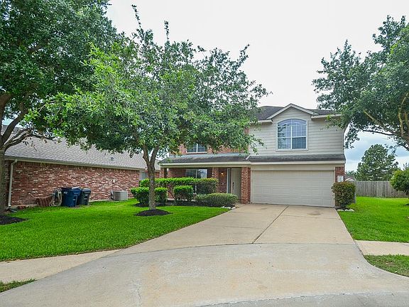 2nd image of 19615 Tigris Springs Cir