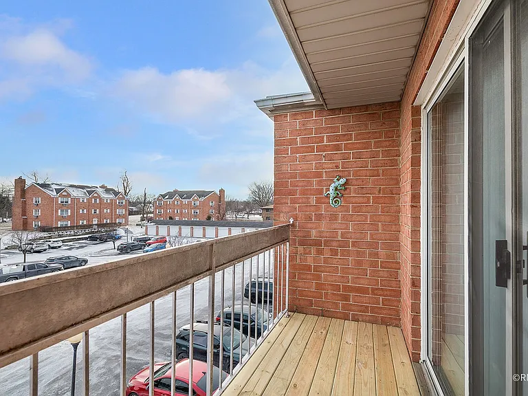 226 S Rush St #2A — Photo 13