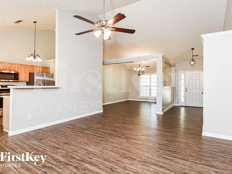 42 Kades Cove Dr — Photo 3