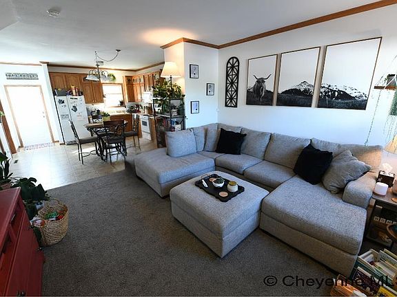 3rd image of 140 River Rd #2