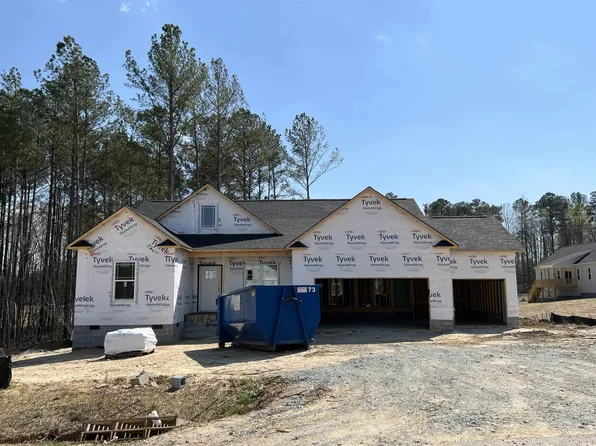 418 Little River Dr, Zebulon, NC 27597