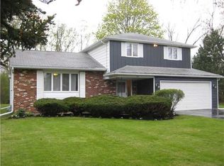 718 Scovell Dr, Lewiston, NY 14092