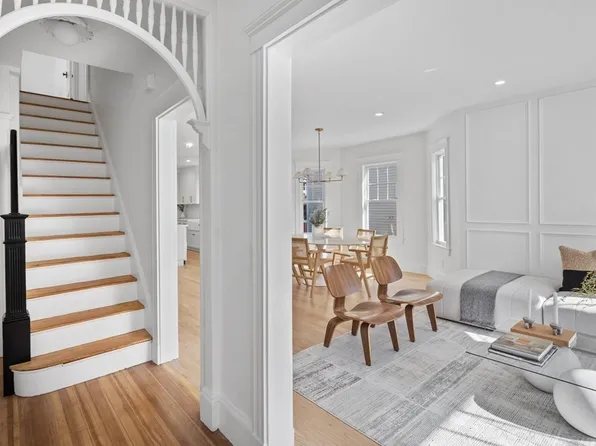 31 Copley St #A, Cambridge, MA 02138