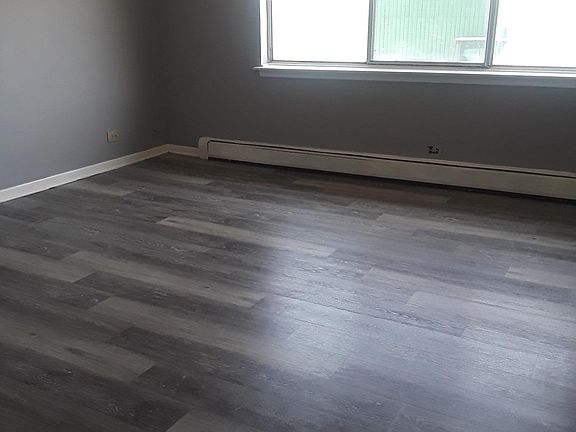 2nd image of 344 N Oakwood Ave APT 2S