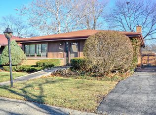 8937 Nashville Ave, Morton Grove, IL