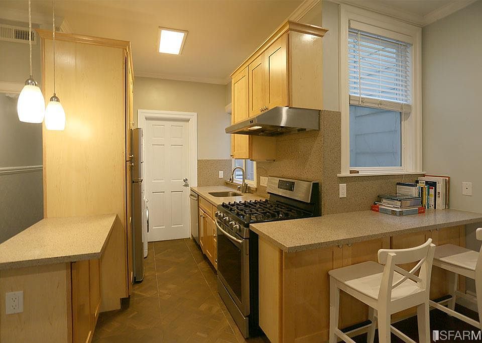 1st image of 2545 Polk St