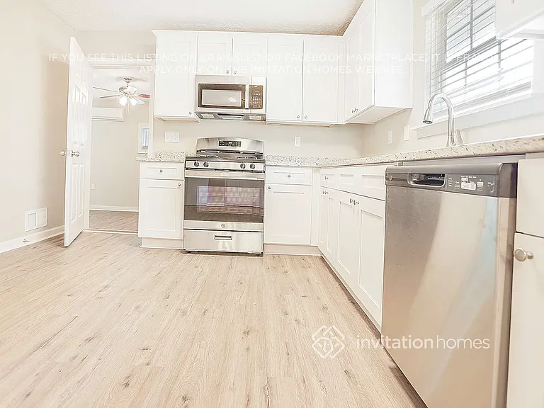 237 W James Cir — Photo 8