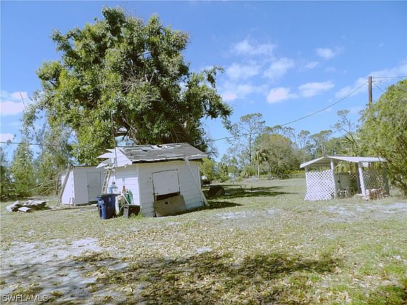 5th image of 8056 McDaniel Dr