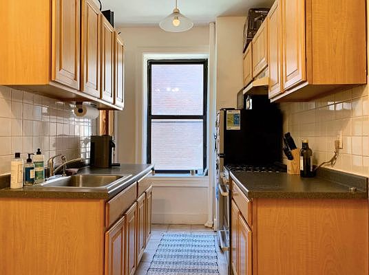 217 Thompson St APT 5, New York, NY 10012 | Zillow