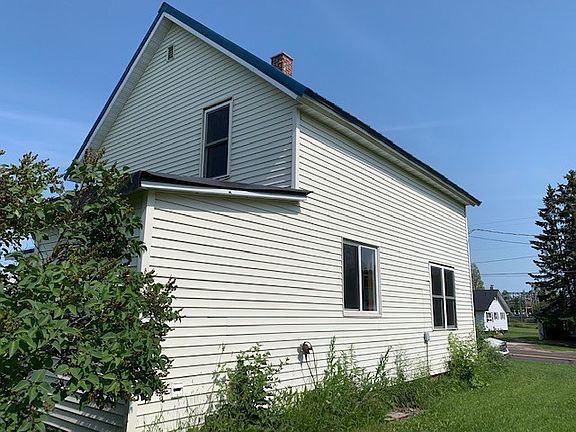 4th image of 1369 13th St