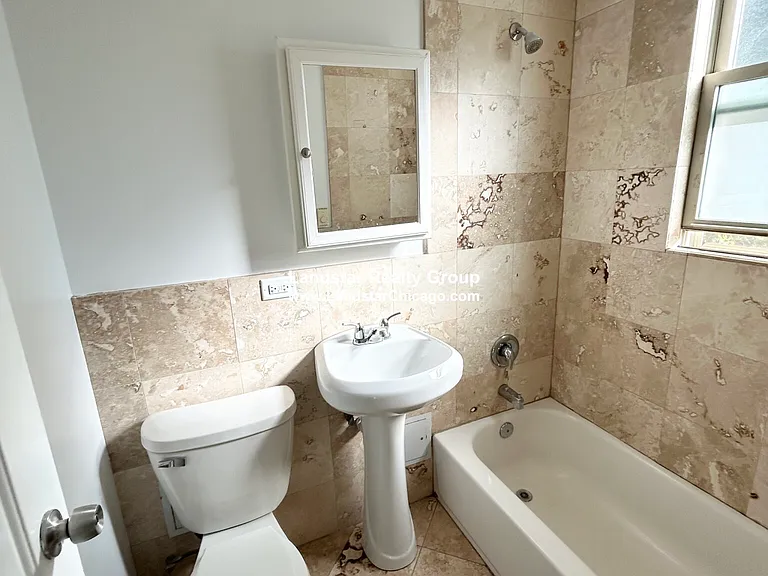 7628 N Milwaukee Ave #1B — Photo 8